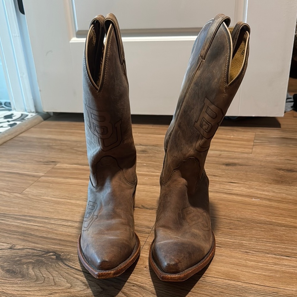 “BU” Baylor Women’s Brown Leather Cowboy Boots